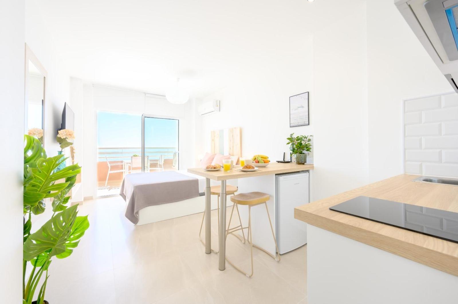 Stella Maris - Amazing Frontal Sea Views With Pool & Terrace By 10Tosea Appartement Fuengirola Buitenkant foto