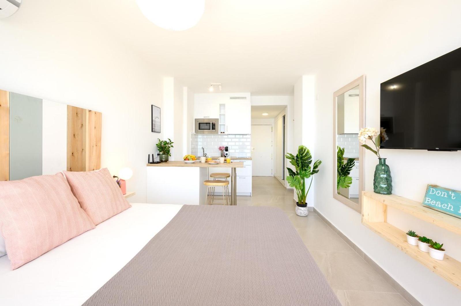 Stella Maris - Amazing Frontal Sea Views With Pool & Terrace By 10Tosea Appartement Fuengirola Buitenkant foto